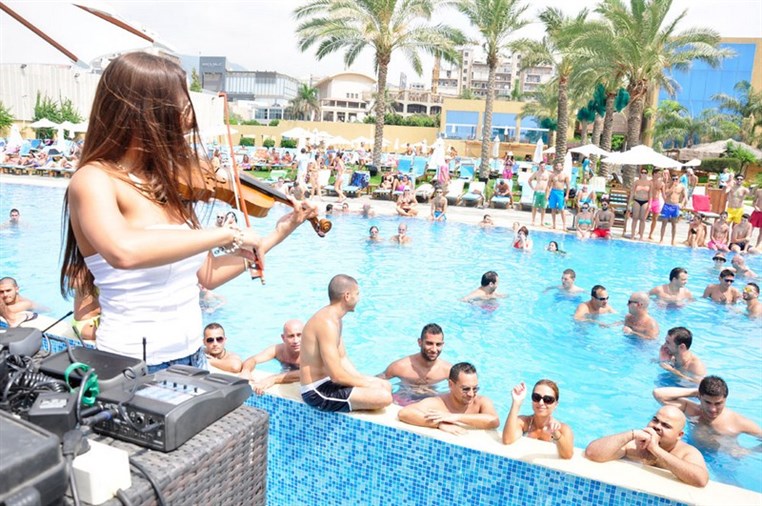 The Sunday Club at Cyan